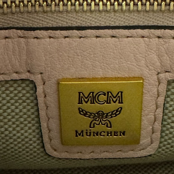 MCM Pink Leather Crossbody Bag💕 - Picture 11 of 16